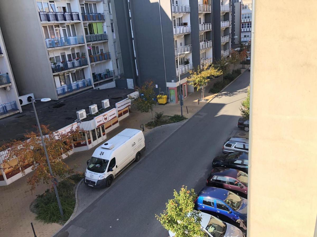 Lilla Vendeglakas Zalaegerszeg Sziveben Apartment ภายนอก รูปภาพ