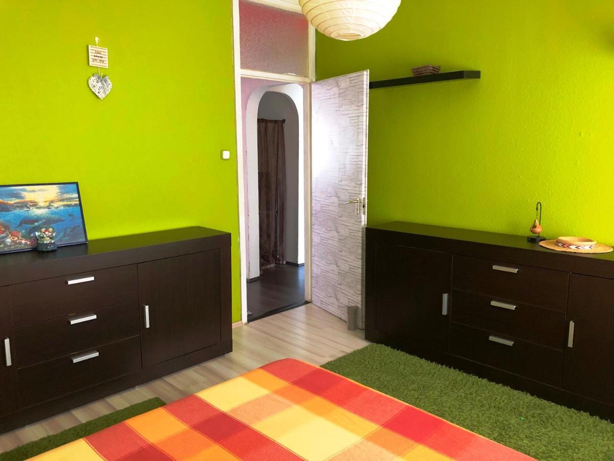 Lilla Vendeglakas Zalaegerszeg Sziveben Apartment ภายนอก รูปภาพ